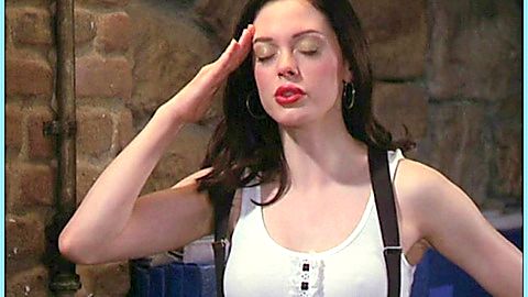 Pic: Rose McGowan in Charmed (1998)