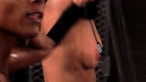 Pic: Dina Meyer in Starship Troopers (1997)