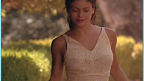 Pic: Alyssa Milano in Hugo Pool (1997)