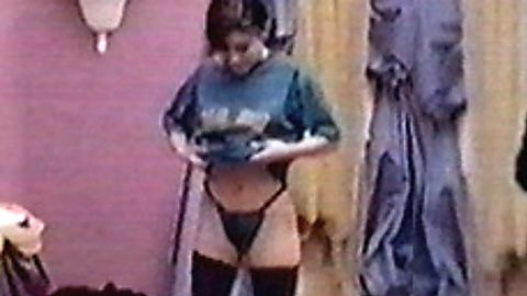 Pic: Alyssa Milano in Little Sister (1992)