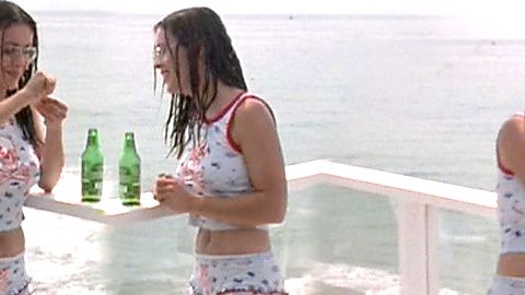Pic: Alyssa Milano in Kiss the Bride (2002)