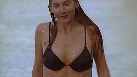 Pic: Elizabeth Mitchell in Lost (2004)