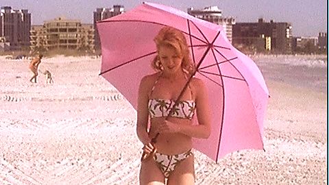 Pic: Gretchen Mol in Forever Mine (1999)