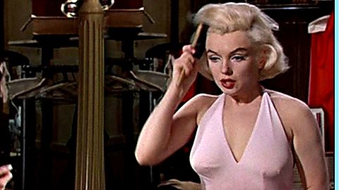 Pic: Marilyn Monroe in Let's Make Love (1960)