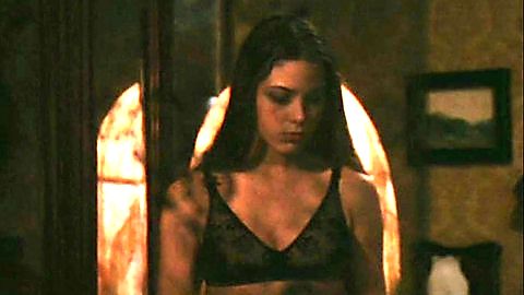 Pic: Ornella Muti in La stanza del vescovo (1977)