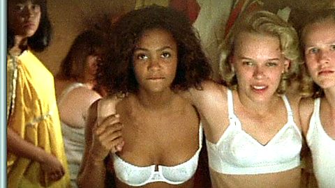 Pic: Thandiwe Newton in Flirting (1992)