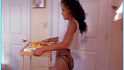 Pic: Gretchen Palmer in Trois (2000)