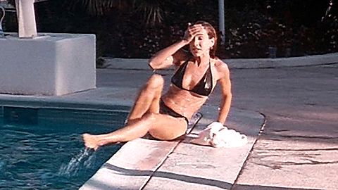 Pic: Sarah Jessica Parker in Honeymoon in Vegas (1992)