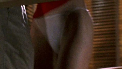 Pic: Sarah Jessica Parker in Striking Distance (1993)
