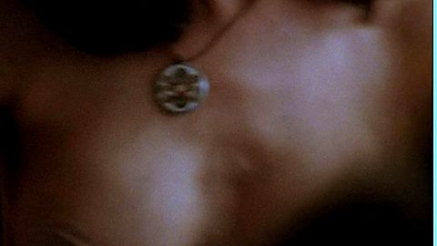 Pic: Elizabeth Peña in Highway Hitcher (1998)
