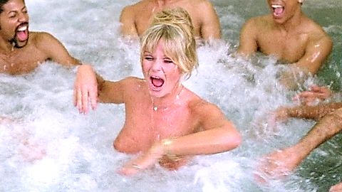 Pic: Valerie Perrine in Can't Stop the Music (1980)