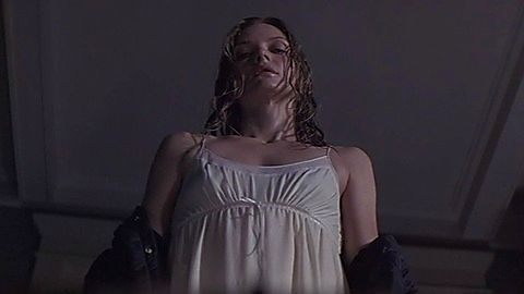 Pic: Michelle Pfeiffer in What Lies Beneath (2000)