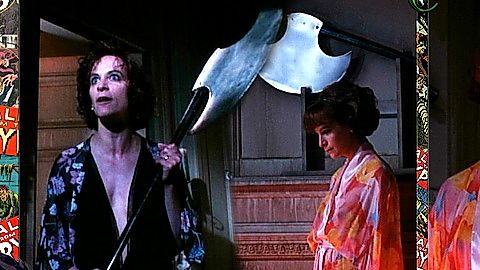 Pic: Amanda Plummer in Tales from the Crypt (1989)