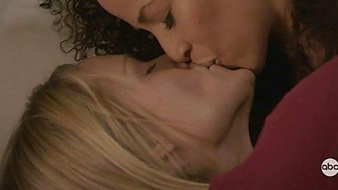 Pic: Teri Polo in The Fosters (2013)