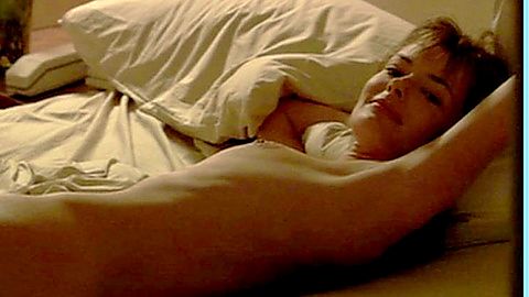 Pic: Paulina Porizkova in Knots (2004)