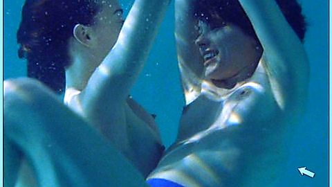 Pic: Parker Posey in The Anniversary Party (2001)