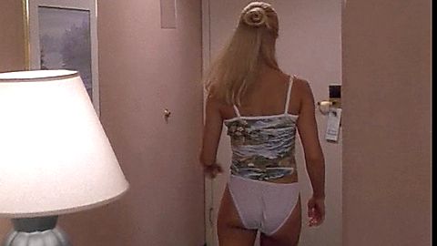 Pic: Jaime Pressly in Ringmaster (1998)