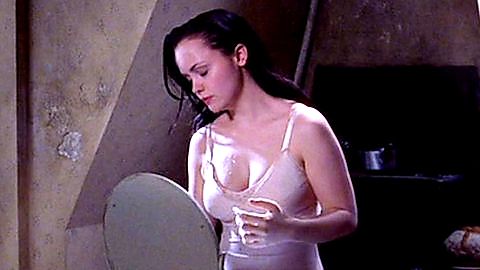 Pic: Christina Ricci in The Man Who Cried (2000)