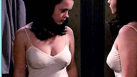 Pic: Christina Ricci in The Man Who Cried (2000)