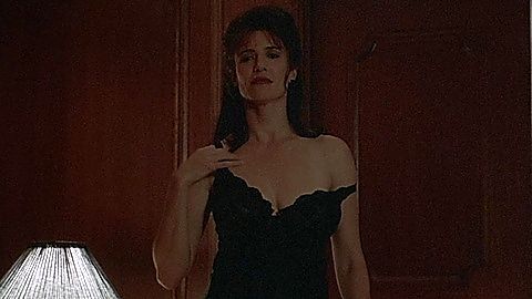 Pic: Mimi Rogers in Tricks (1997)