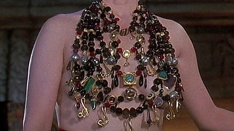 Pic: Isabella Rossellini in Death Becomes Her (1992)