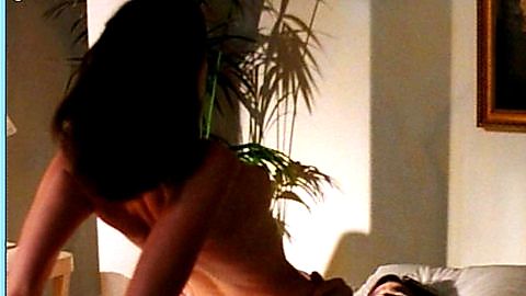 Pic: Jennifer Rubin in The Wasp Woman (1995)
