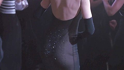 Pic: Rene Russo in The Thomas Crown Affair (1999)