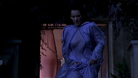Pic: Winona Ryder in Dracula (1992)
