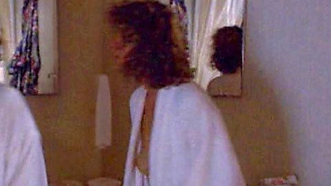 Pic: Susan Sarandon in Sweet Hearts Dance (1988)