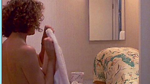 Pic: Susan Sarandon in Sweet Hearts Dance (1988)