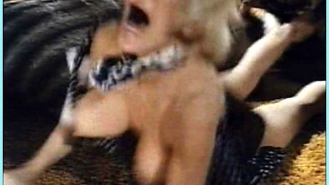 Pic: Dyanne Thorne in The Swinging Barmaids (1975)