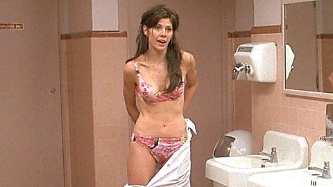 Pic: Marisa Tomei in Slums of Beverly Hills (1998)