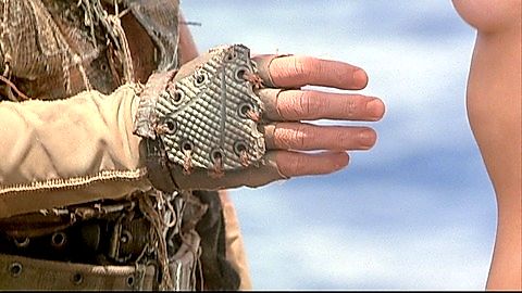 Pic: Jeanne Tripplehorn in Waterworld (1995)
