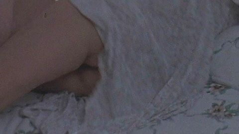 Pic: Twiggy  in Body Bags (1993)