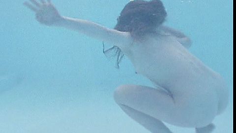 Pic: Emmanuelle Seigner in R.P.M. (1998)