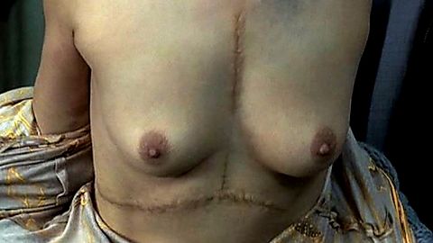 Pic: Emmanuelle Seigner in Corps à corps (2003)