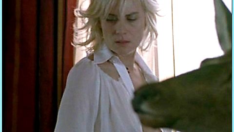 Pic: Emmanuelle Seigner in Backstage (2005)