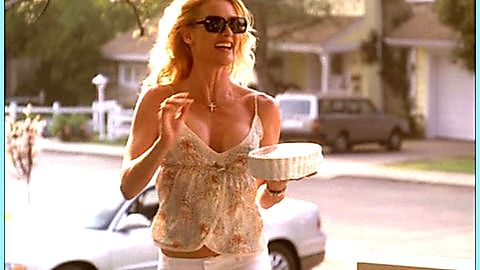 Pic: Nicollette Sheridan in Desperate Housewives (2004)