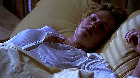 Pic: Elisabeth Shue in Hollow Man (2000)
