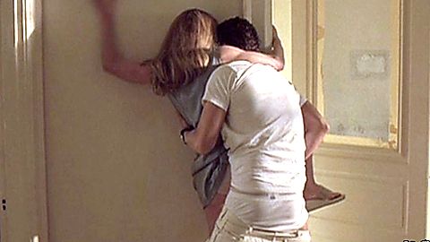 Pic: Elisabeth Shue in Leo (2002)