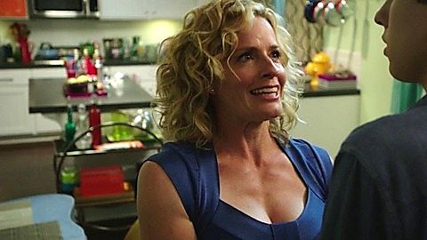 Pic: Elisabeth Shue in Behaving Badly (2014)
