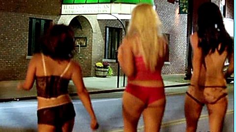Pic: Anna Nicole Smith in Illegal Aliens (2007)