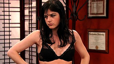 Pic: Selma Blair in Anger Management (2012)