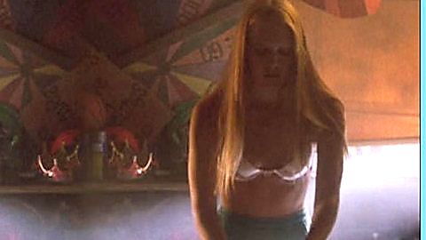 Pic: Dominique Swain in Happy Campers (2001)