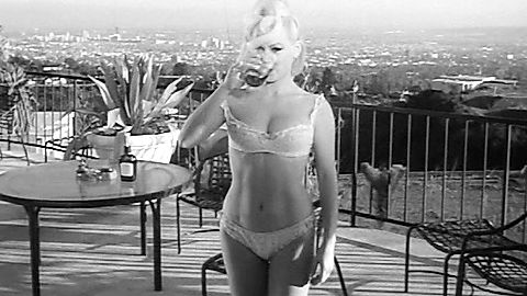 Pic: Mamie Van in 3 Nuts in Search of a Bolt (1964)