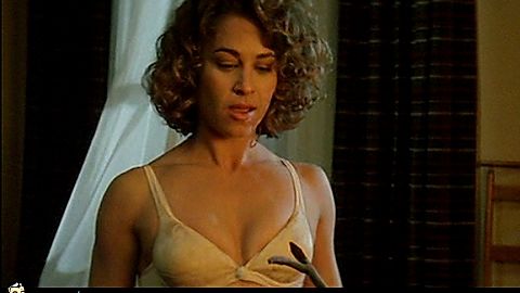 Pic: Julie Warner in Puppet Masters (1994)