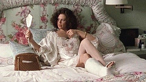 Pic: Sigourney Weaver in Working Girl (1988)