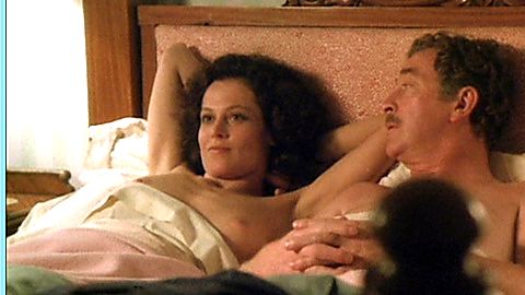 Pic: Sigourney Weaver in Half Moon Street (1986)