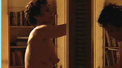 Pic: Sigourney Weaver in Death and the Maiden (1994)