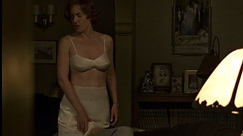 Pic: Kate Winslet in Mildred Pierce (2011)